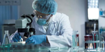 Sanofi and GSK to join forces in unprecedented vaccine collaboration to fight COVID-19