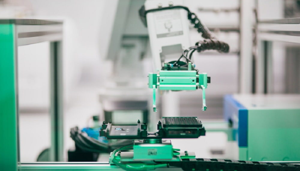 IBM Research and Arctoris accelerate closed loop drug discovery with AI and Cloud