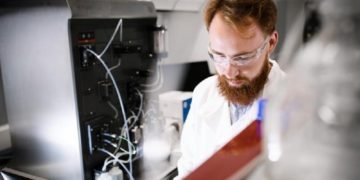 GE Healthcare to open biotechnology manufacturing center in UK